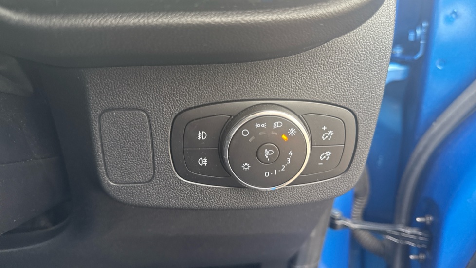 Ford Puma 1.0 EcoBoost Hybrid mHEV Titanium 5dr Petrol Hatchback - Image 35