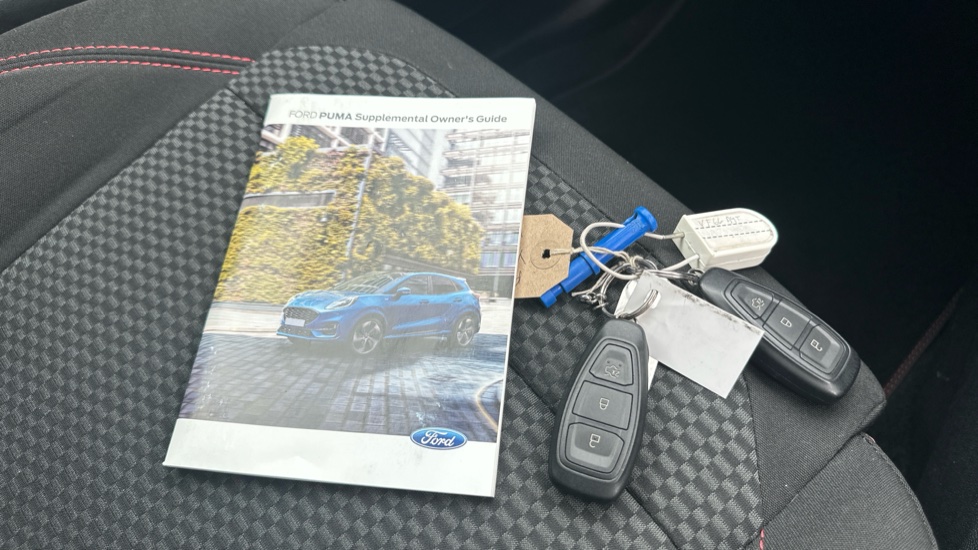 Ford Puma 1.0 EcoBoost Hybrid mHEV ST-Line 5dr Petrol Hatchback - Image 19