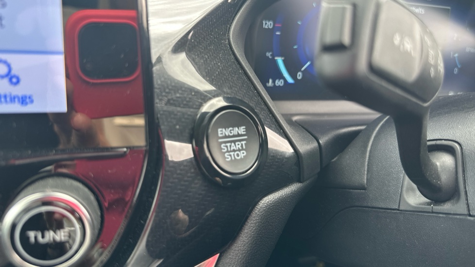 Ford Puma 1.0 EcoBoost Hybrid mHEV ST-Line 5dr Petrol Hatchback - Image 29