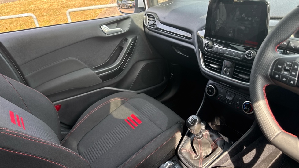 Ford Fiesta 1.0 EcoBoost ST-Line 5dr Petrol Hatchback - Image 14