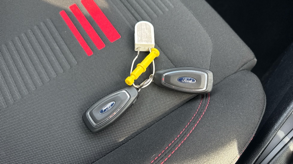 Ford Fiesta 1.0 EcoBoost ST-Line 5dr Petrol Hatchback - Image 19