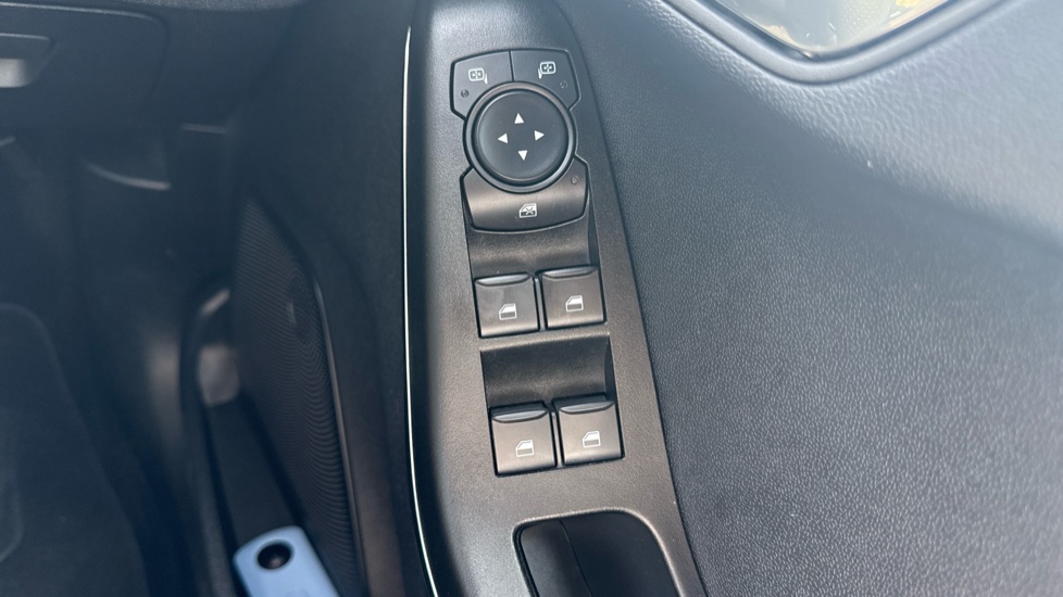 Ford Fiesta 1.0 EcoBoost ST-Line 5dr Petrol Hatchback - Image 21