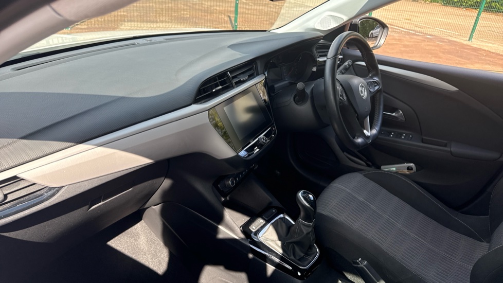 Vauxhall Corsa 1.2 SE Edition 5dr Petrol Hatchback - Image 9