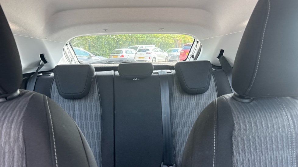 Vauxhall Corsa 1.2 SE Edition 5dr Petrol Hatchback - Image 15