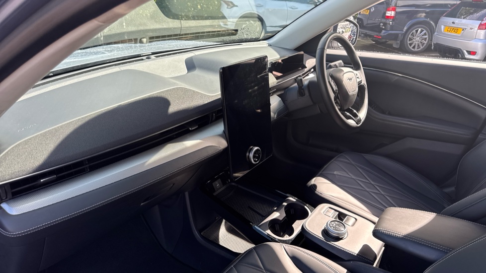 Ford Mustang Mach-E 198kW Standard Range 70kWh RWD 5dr Auto Electric Estate - Image 9