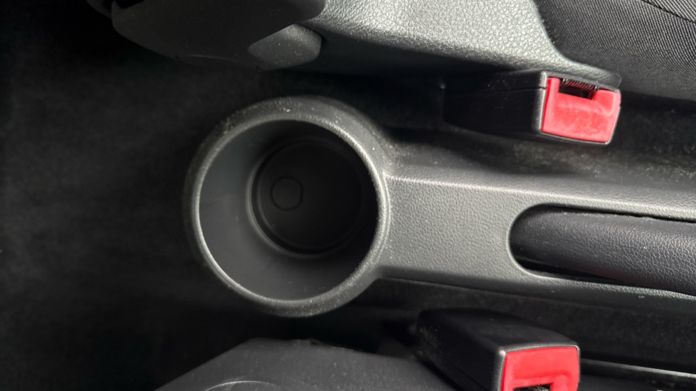 Skoda CITIGO 1.0 MPI Colour Edition 3dr Petrol Hatchback - Image 30