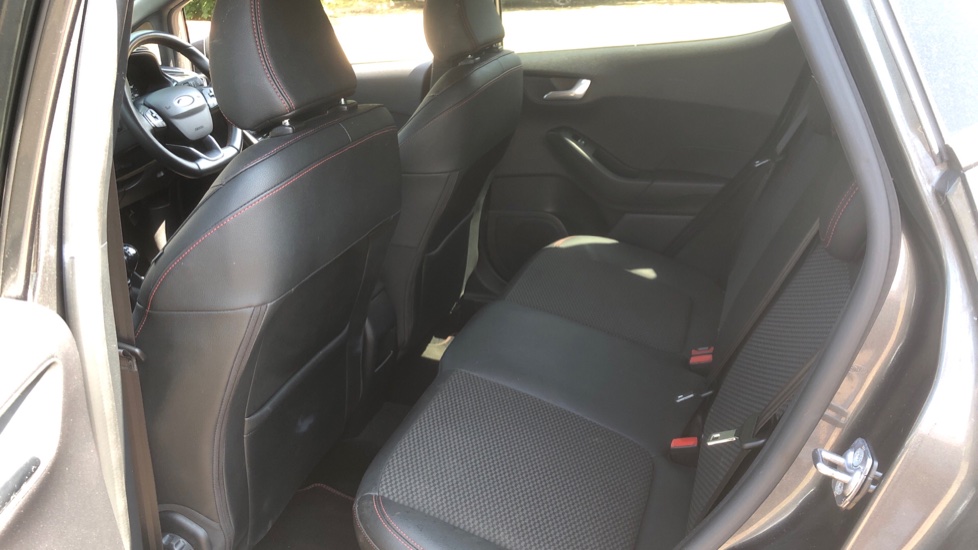 Ford Fiesta 1.0 EcoBoost Hybrid mHEV 125 ST-Line X Edition 5dr Petrol Hatchback - Image 16