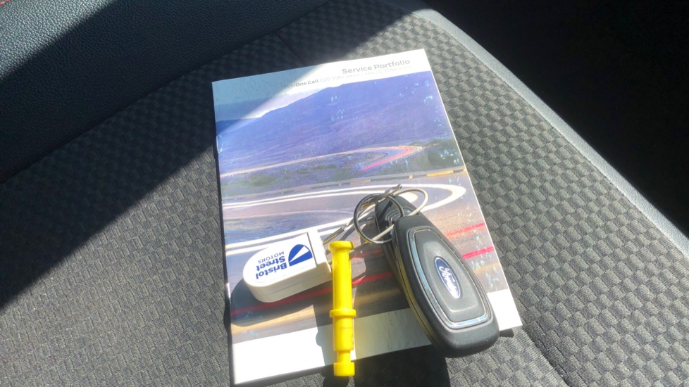 Ford Fiesta 1.0 EcoBoost Hybrid mHEV 125 ST-Line X Edition 5dr Petrol Hatchback - Image 19