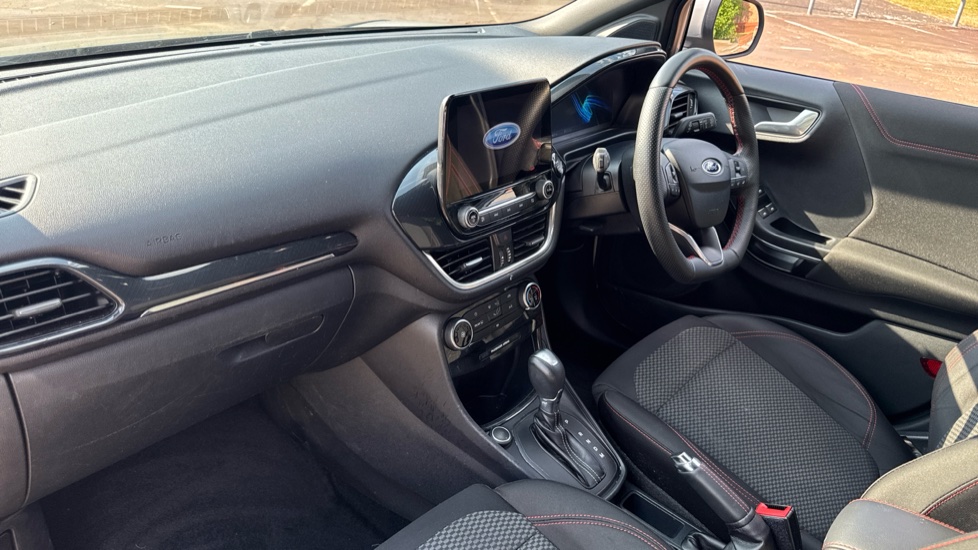 Ford Puma 1.0 EcoBoost Hybrid mHEV ST-Line 5dr DCT Petrol Hatchback - Image 9