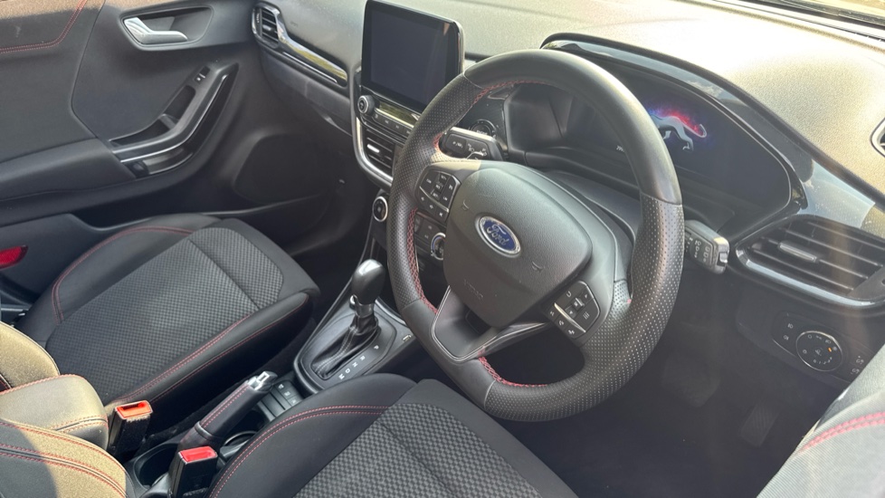 Ford Puma 1.0 EcoBoost Hybrid mHEV ST-Line 5dr DCT Petrol Hatchback - Image 11