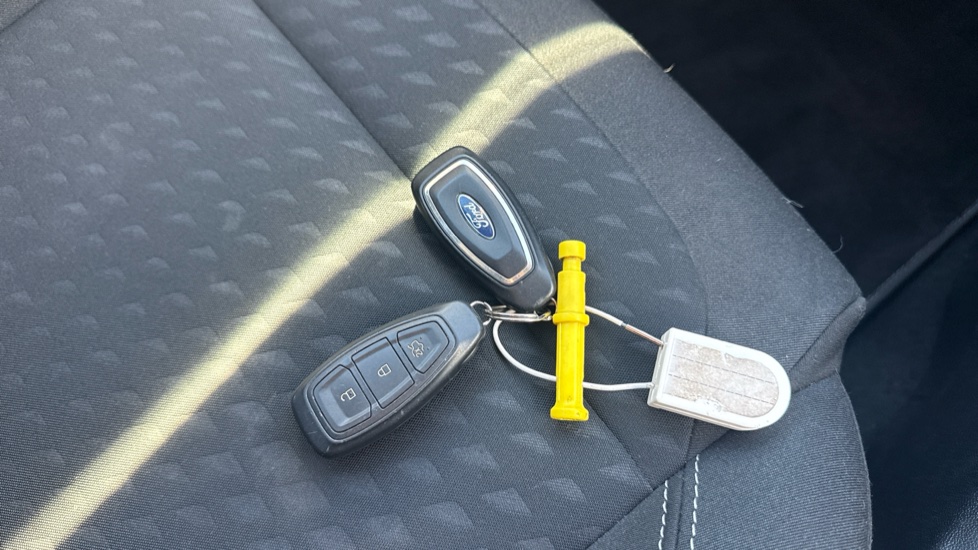 Ford Fiesta 1.0 EcoBoost Titanium 5dr Petrol Hatchback - Image 20