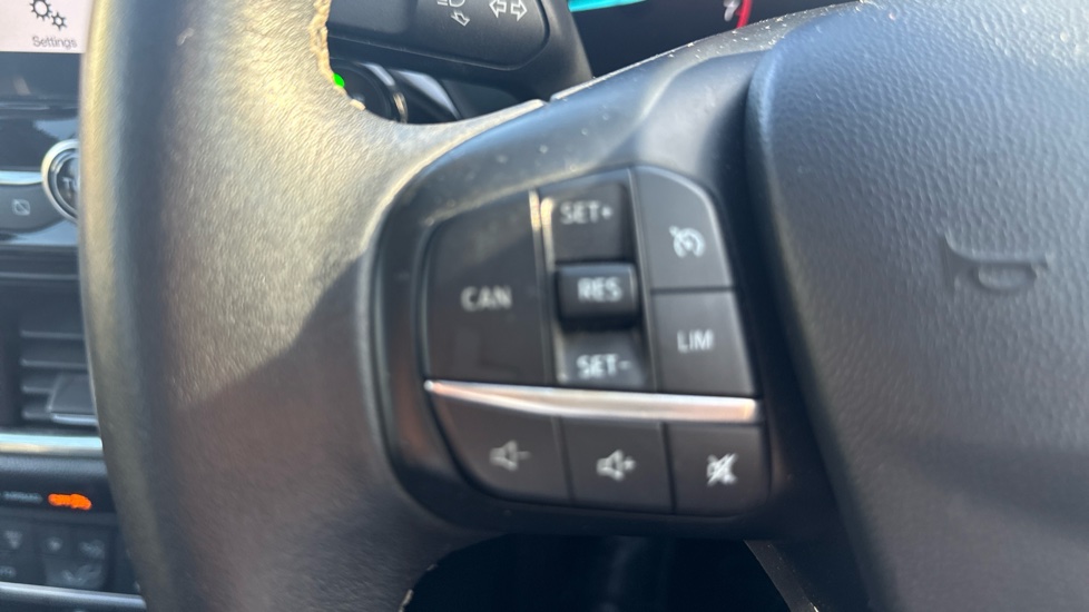 Ford Fiesta 1.0 EcoBoost Titanium 5dr Petrol Hatchback - Image 24