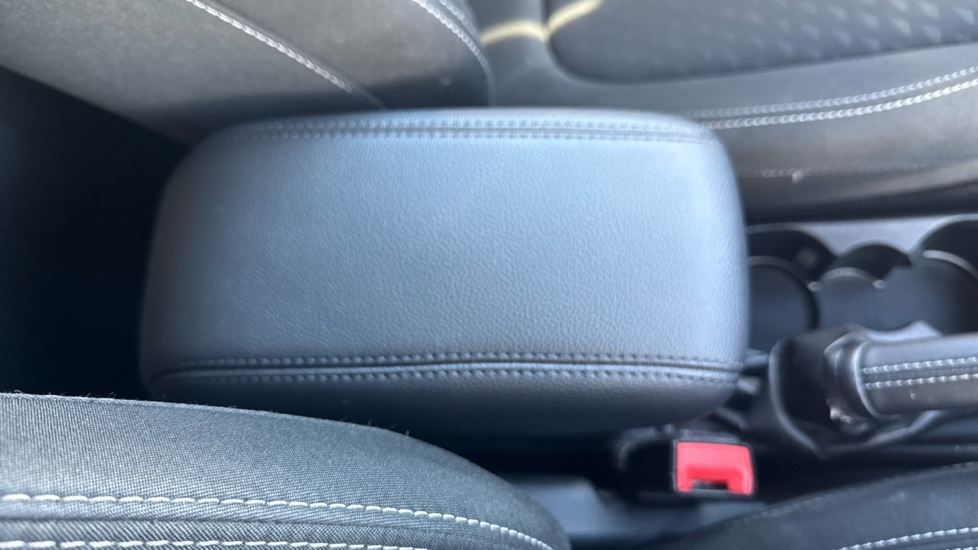 Ford Fiesta 1.0 EcoBoost Titanium 5dr Petrol Hatchback - Image 30