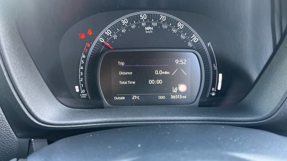 Toyota Aygo X 1.0 VVT-i Edge 5dr Petrol Hatchback - Image 18