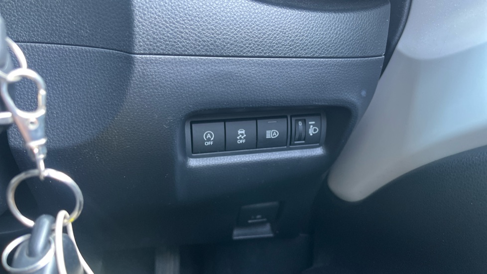 Toyota Aygo X 1.0 VVT-i Edge 5dr Petrol Hatchback - Image 27