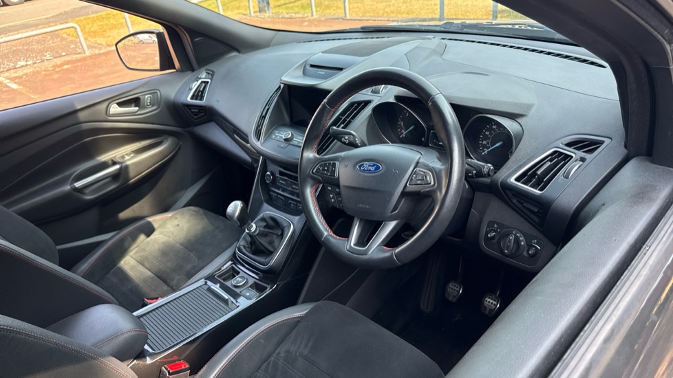 Ford Kuga 1.5 TDCi ST-Line 5dr 2WD Diesel Estate - Image 11