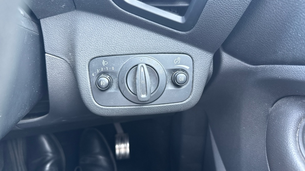 Ford Kuga 1.5 TDCi ST-Line 5dr 2WD Diesel Estate - Image 22