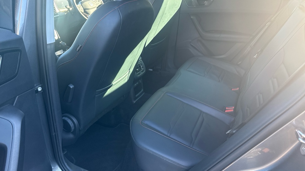 SEAT Ateca 1.5 TSI EVO FR Sport 5dr DSG Petrol Estate - Image 16
