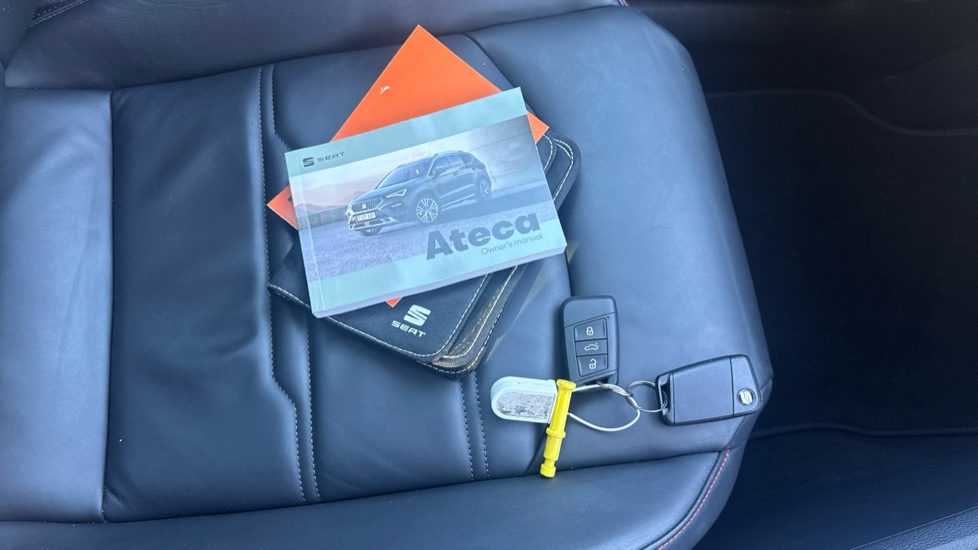 SEAT Ateca 1.5 TSI EVO FR Sport 5dr DSG Petrol Estate - Image 19