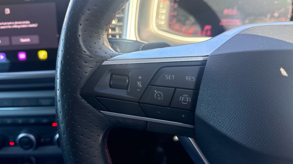 SEAT Ateca 1.5 TSI EVO FR Sport 5dr DSG Petrol Estate - Image 33