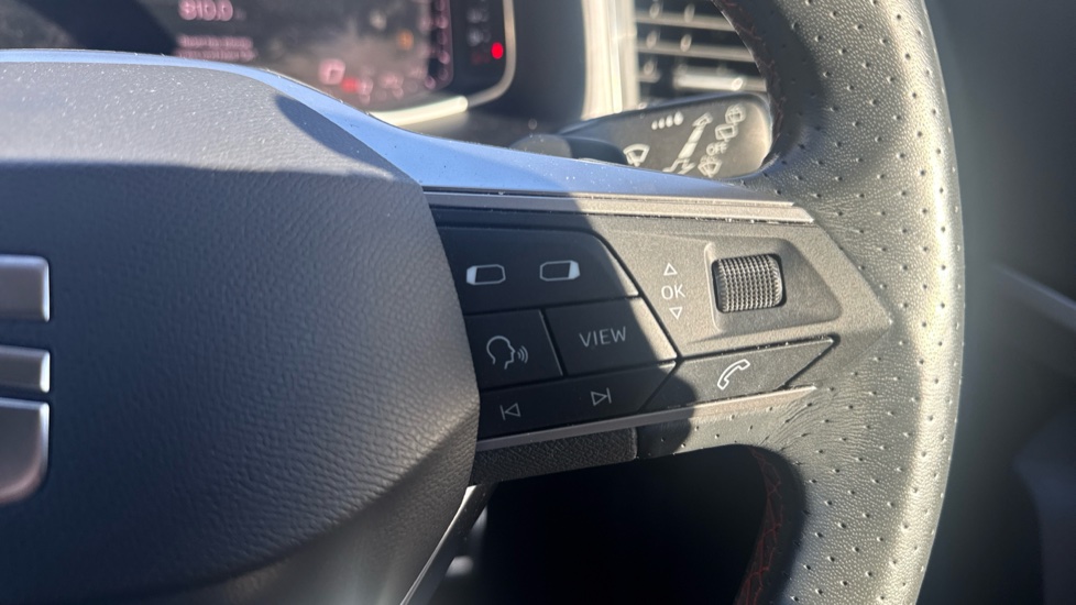 SEAT Ateca 1.5 TSI EVO FR Sport 5dr DSG Petrol Estate - Image 34