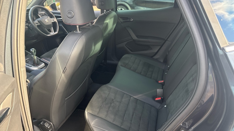 SEAT Arona 1.0 TSI 115 FR Sport [EZ] 5dr Petrol Hatchback - Image 16