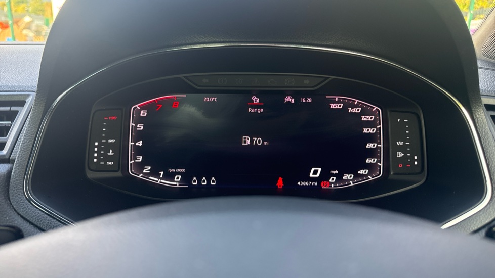 SEAT Arona 1.0 TSI 115 FR Sport [EZ] 5dr Petrol Hatchback - Image 18