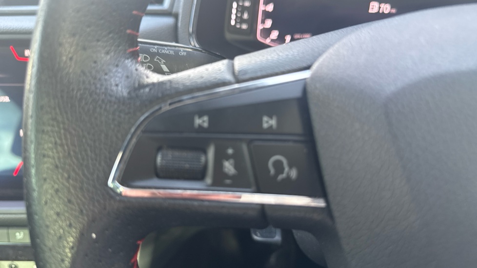 SEAT Arona 1.0 TSI 115 FR Sport [EZ] 5dr Petrol Hatchback - Image 24