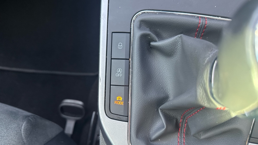 SEAT Arona 1.0 TSI 115 FR Sport [EZ] 5dr Petrol Hatchback - Image 28