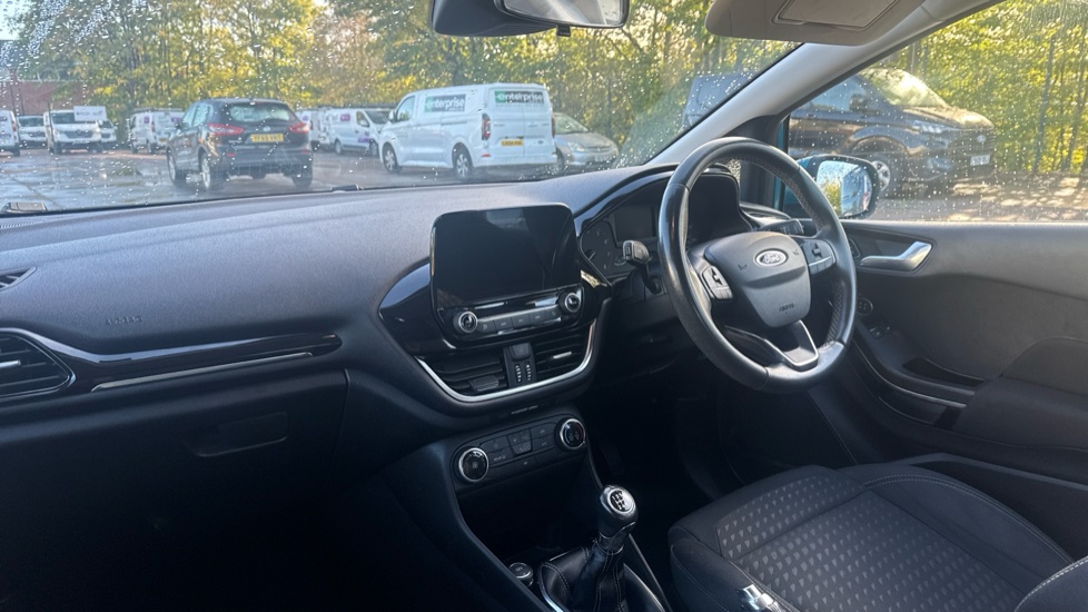 Ford Fiesta 1.1 Zetec 5dr Petrol Hatchback - Image 9