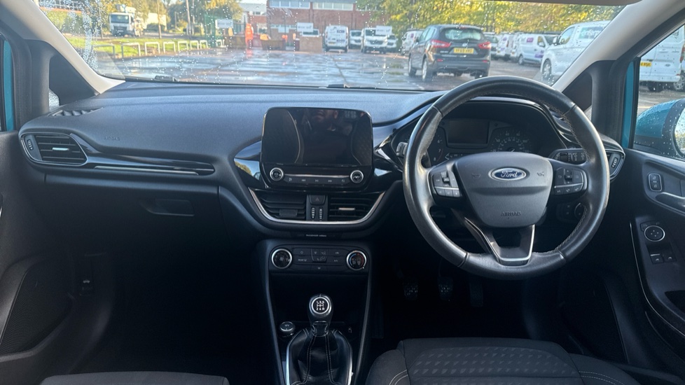 Ford Fiesta 1.1 Zetec 5dr Petrol Hatchback - Image 10