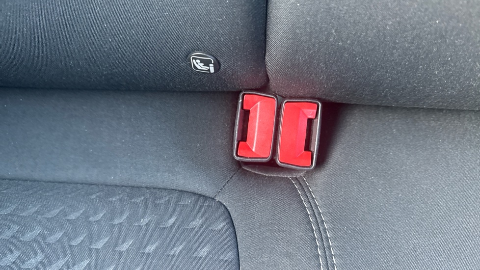 Ford Fiesta 1.1 Zetec 5dr Petrol Hatchback - Image 17