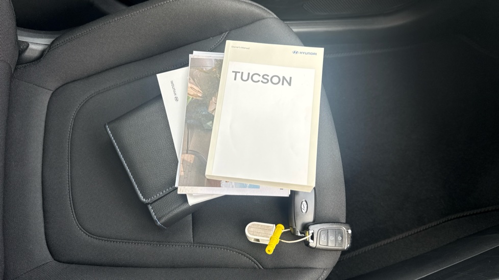 Hyundai TUCSON 1.6 TGDi SE Connect 5dr 2WD Petrol Estate - Image 19