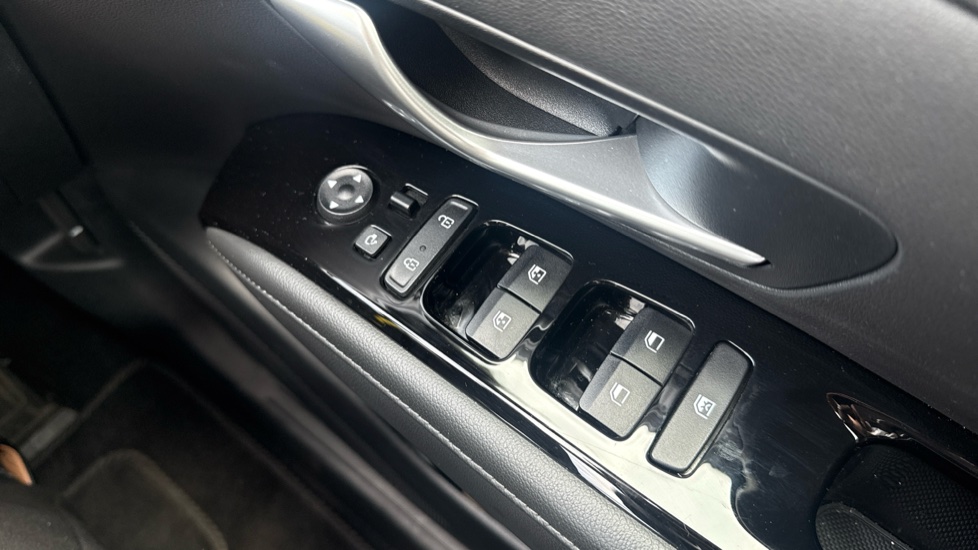 Hyundai TUCSON 1.6 TGDi SE Connect 5dr 2WD Petrol Estate - Image 24