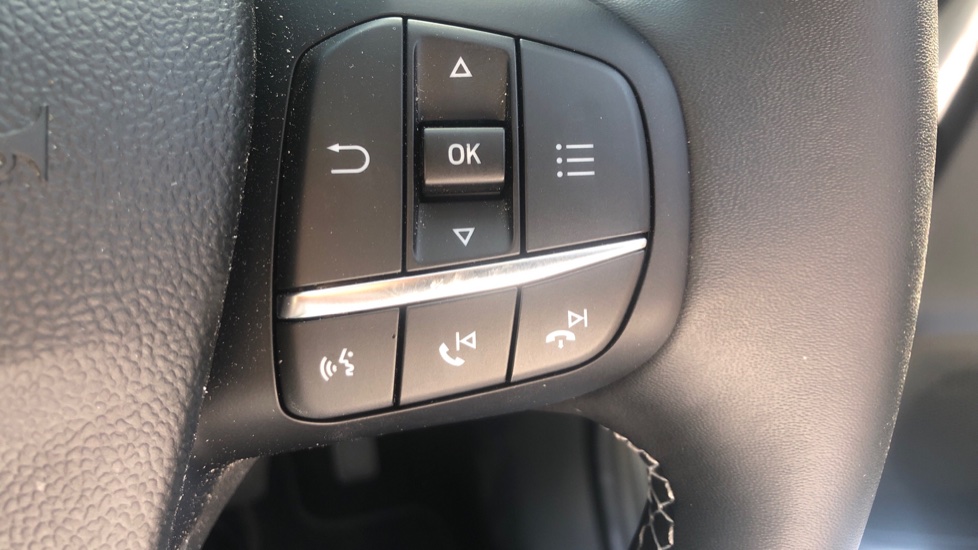 Ford Puma 1.0 EcoBoost Hybrid mHEV Titanium 5dr DCT Petrol Hatchback - Image 25