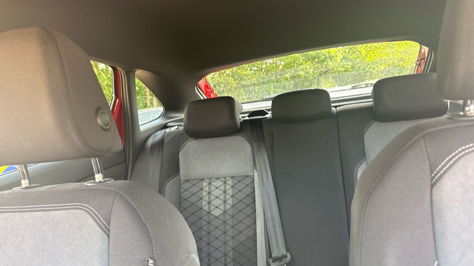 Volkswagen Taigo 1.0 TSI 110 R-Line 5dr DSG Petrol Hatchback - Image 15