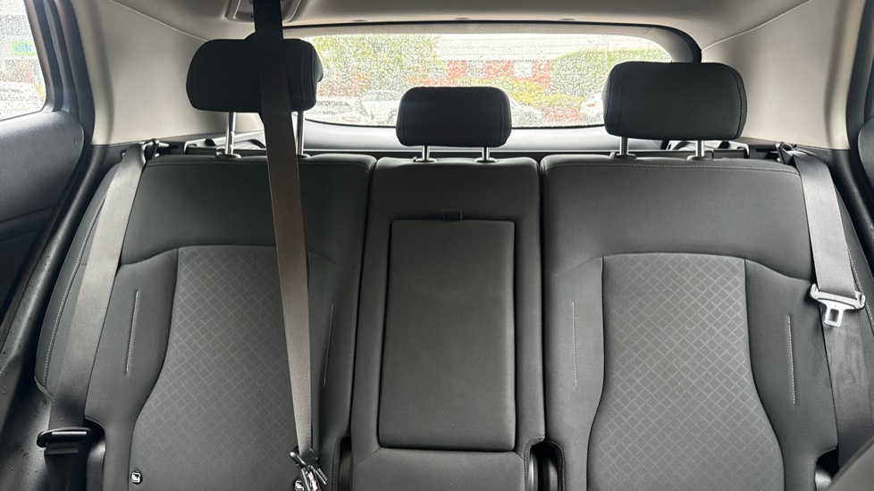 Kia Sportage 1.6T GDi ISG 2 5dr Petrol Estate - Image 15