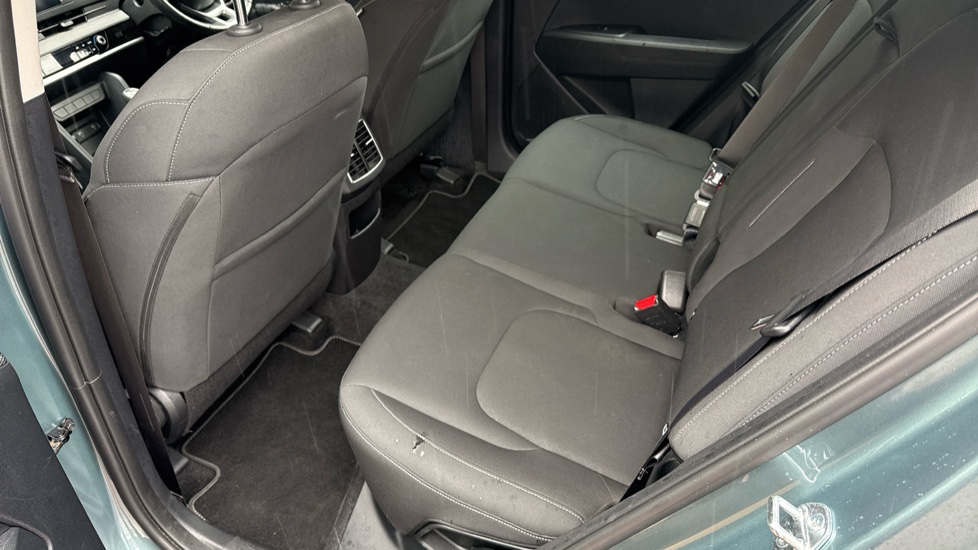 Kia Sportage 1.6T GDi ISG 2 5dr Petrol Estate - Image 16
