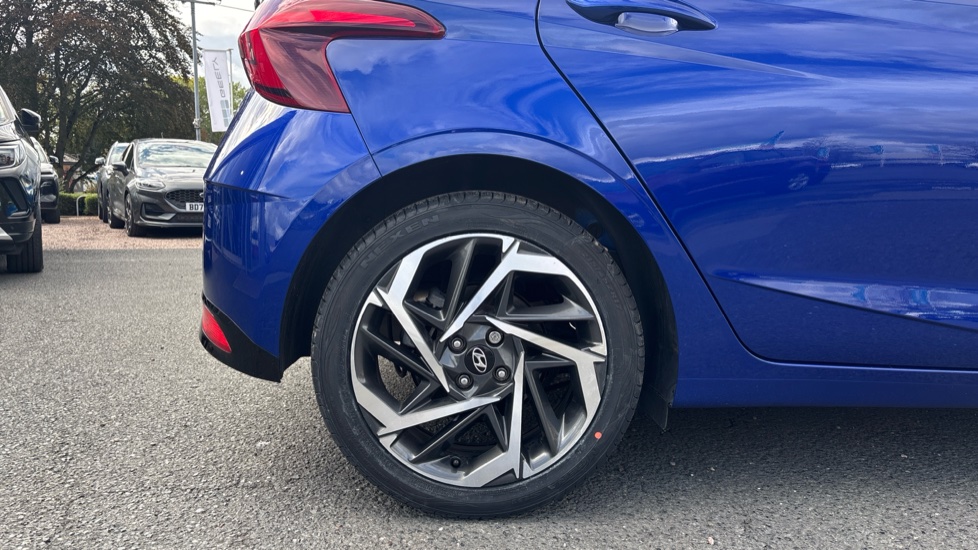 Hyundai i20 1.0T GDi 48V MHD Ultimate 5dr DCT Petrol Hatchback - Image 7