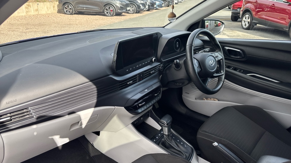 Hyundai i20 1.0T GDi 48V MHD Ultimate 5dr DCT Petrol Hatchback - Image 9