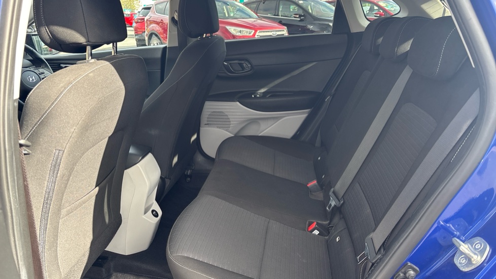 Hyundai i20 1.0T GDi 48V MHD Ultimate 5dr DCT Petrol Hatchback - Image 16