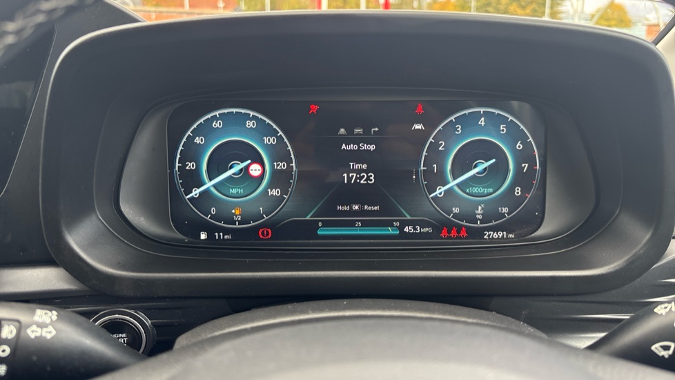 Hyundai i20 1.0T GDi 48V MHD Ultimate 5dr DCT Petrol Hatchback - Image 18
