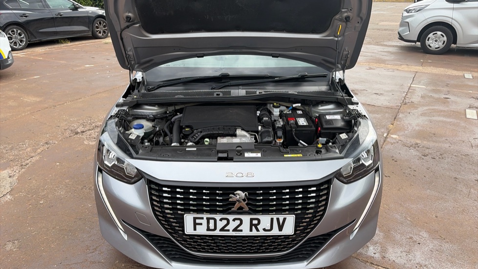 Peugeot 208 1.2 PureTech 100 Allure Premium 5dr Petrol Hatchback - Image 8