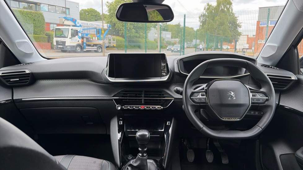 Peugeot 208 1.2 PureTech 100 Allure Premium 5dr Petrol Hatchback - Image 10