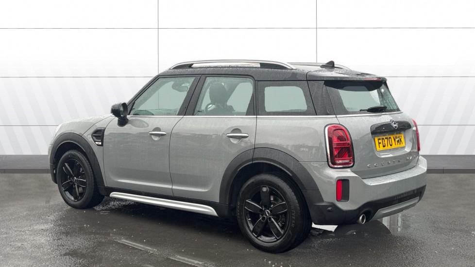 MINI Countryman 1.5 Cooper Classic 5dr Petrol Hatchback - Image 2