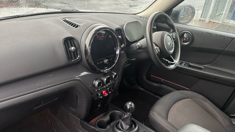 MINI Countryman 1.5 Cooper Classic 5dr Petrol Hatchback - Image 9
