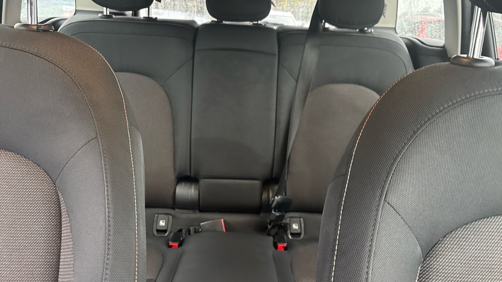 MINI Countryman 1.5 Cooper Classic 5dr Petrol Hatchback - Image 15