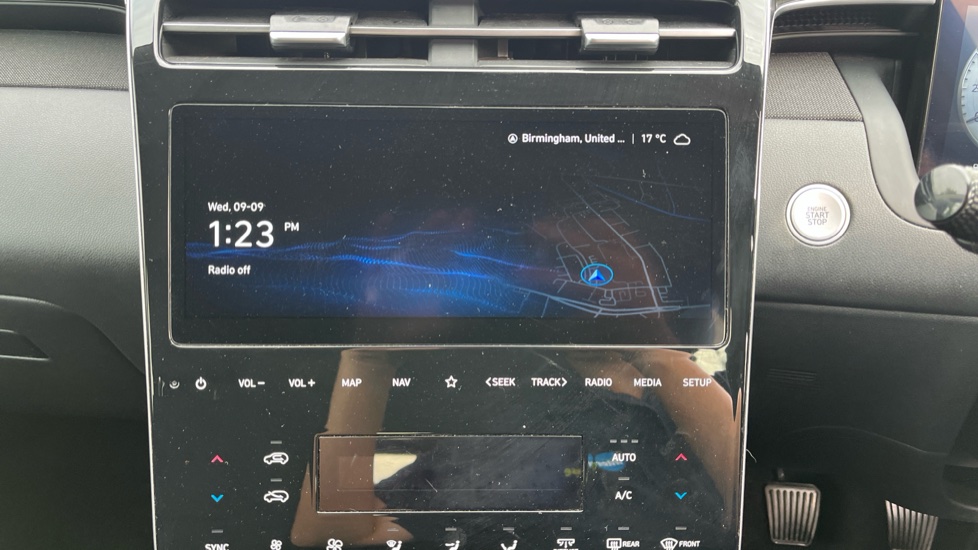 Hyundai TUCSON 1.6 TGDi Premium 5dr 2WD Petrol Estate - Image 12