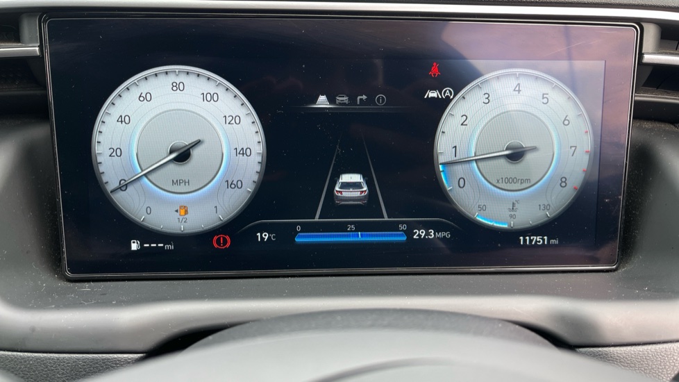 Hyundai TUCSON 1.6 TGDi Premium 5dr 2WD Petrol Estate - Image 18