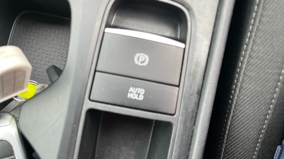 Hyundai TUCSON 1.6 TGDi Premium 5dr 2WD Petrol Estate - Image 25
